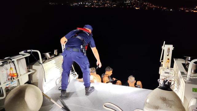 Bodrum'da yüzerek yurt dışına gitmeye çalışan 3 düzensiz göçmen yakalandı