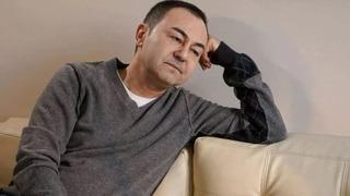 Müziği bırakıp, köye yerleşeceğim demişti... Serdar Ortaç paraya kıydı! Minibüse özel yatak