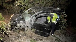 Karabük'te şarampole devrilen hafif ticari araçtaki 2 kişi yaralandı