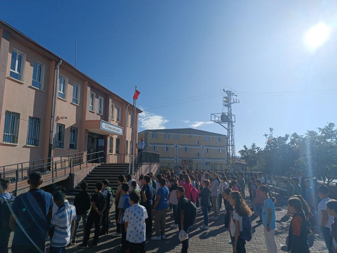 İstanbul da yarın devreye giriyor: Okullar başlarken yeni tedbirler alındı! Dönem boyunca aralıksız devam edecek 2