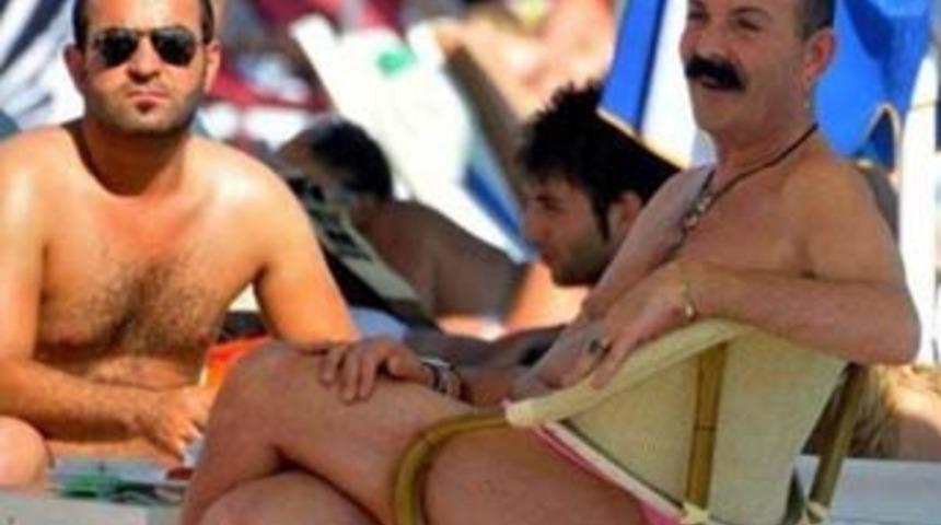 "Size ne benim pembe mayomdan"