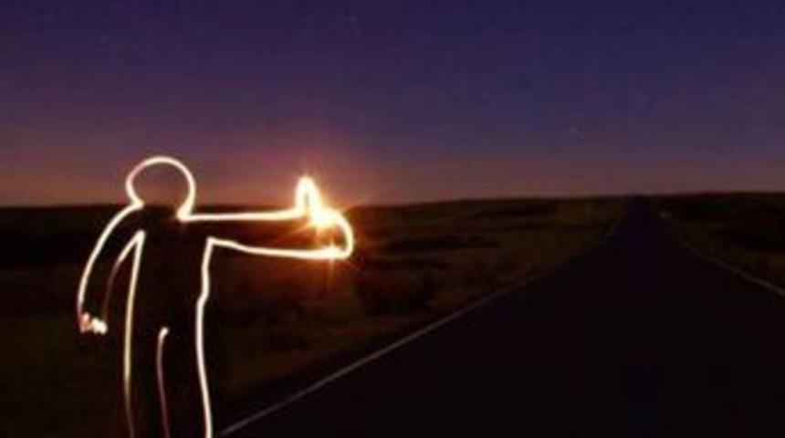 Bu ışık adamlar nereden &ccedil;ıktı?