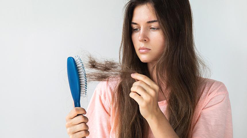 Çöp diye atıyorduk! Saç dökülmesi sorunu olanlar dikkat, artık mutfağınızdan eksik etmeyeceksiniz