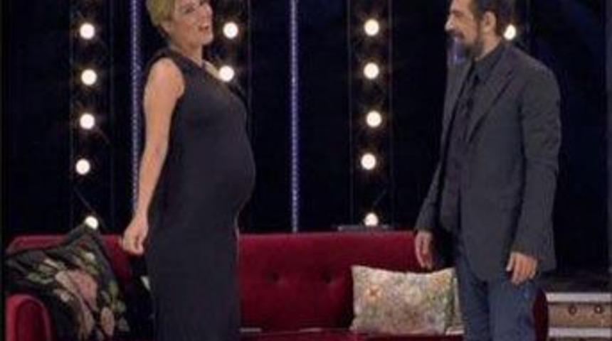 Hamile G&uuml;lben ilk kez