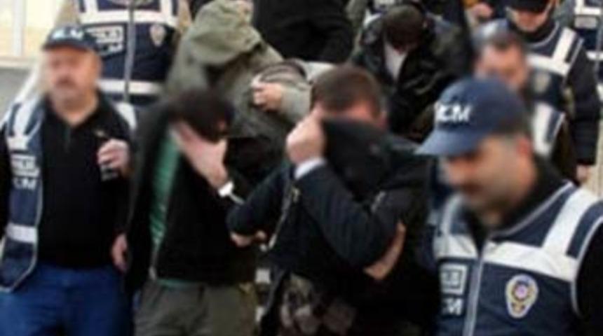 &Ouml;l&uuml;lerin &uuml;zerine şirket kurdular!