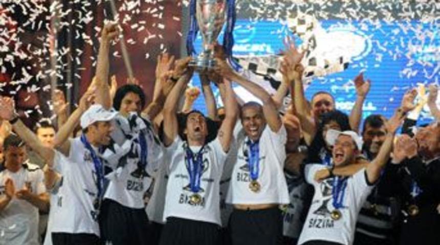 İn&ouml;n&uuml;'de şampiyonluk coşkuyla kutlandı