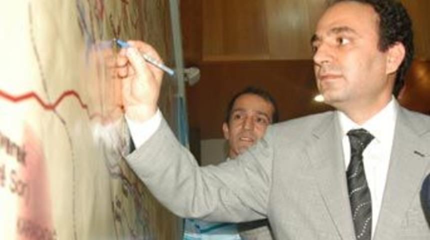 Baydemir haritaya işte b&ouml;yle m&uuml;dahale etti