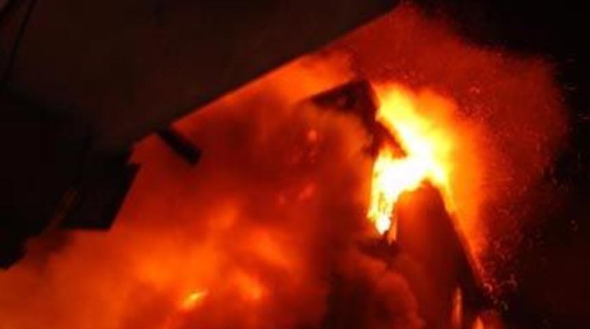 Kenya'da petrol tankeri patladı