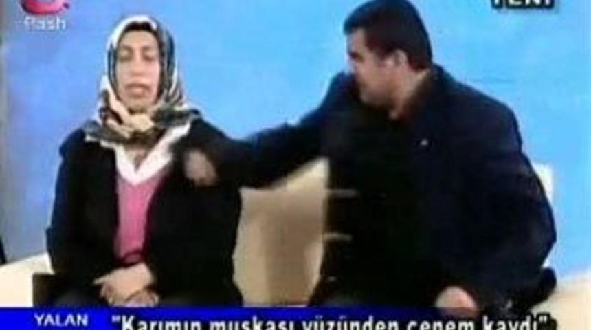 Canlı yayında dayak!