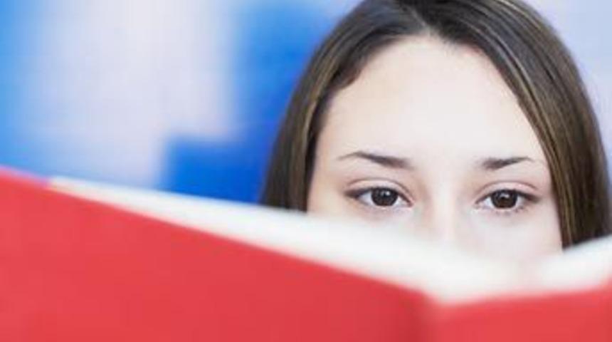 1498 lise birincisi boşta