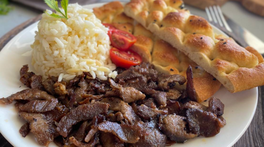 Ev yapımı leziz et döner tarifi! Evde kolay et döner nasıl yapılır, malzemeleri neler?