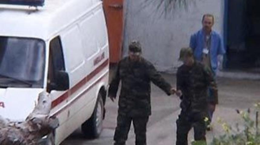 Askeri kışlada patlama: 1 şehit