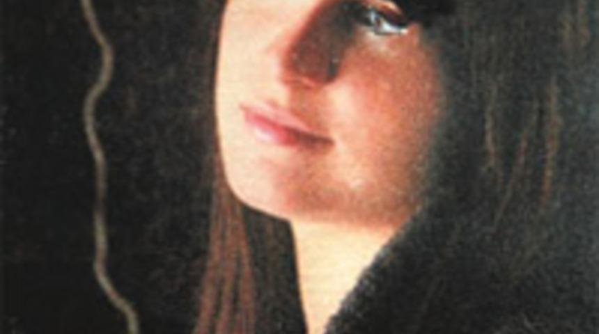 Pencereden ka&ccedil;mak istedi d&uuml;ş&uuml;p, &ouml;ld&uuml;