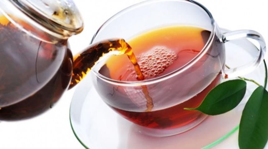 Çay değil zehir demliyoruz! Kansere davetiye çıkarıyor, meğer yıllardır yanlış yapıyormuşuz
