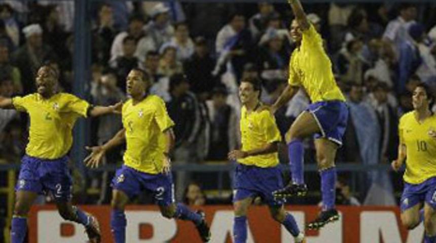 Arjantin - Brezilya ma&ccedil;ı nefesleri kesti