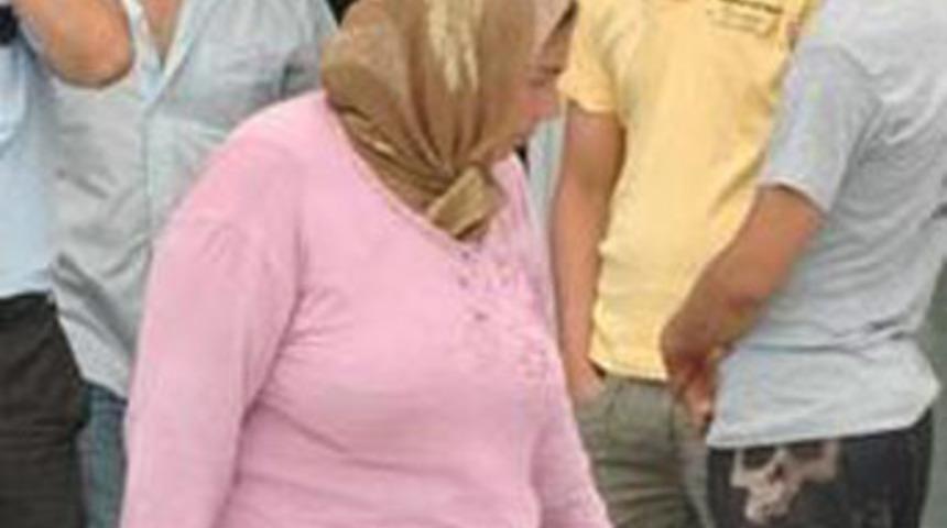 Kadın hırsızdan ilgin&ccedil; taktik