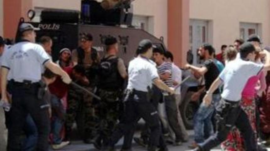 Savaş değil top kavgası: 3 &ouml;l&uuml;