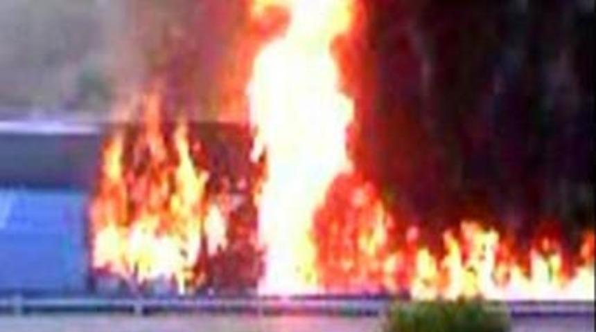 Dikkatli şof&ouml;r 30 kişiyi kurtardı