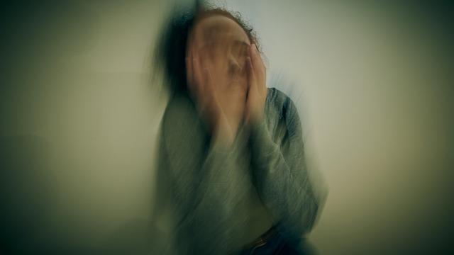 15 yaşındaki kızını fuhuşa zorlayan anne tutuklandı! Savunması şaşkına çevirdi... Ona bakabilmek için paraya ihtiyacım vardı