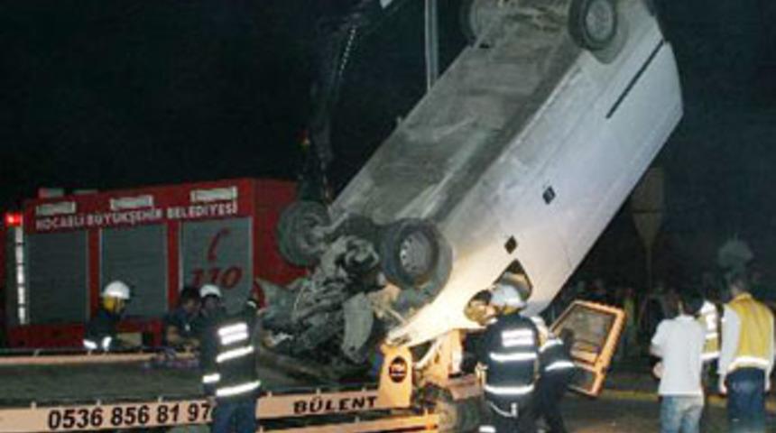 İzmit'te inanılmaz kaza!