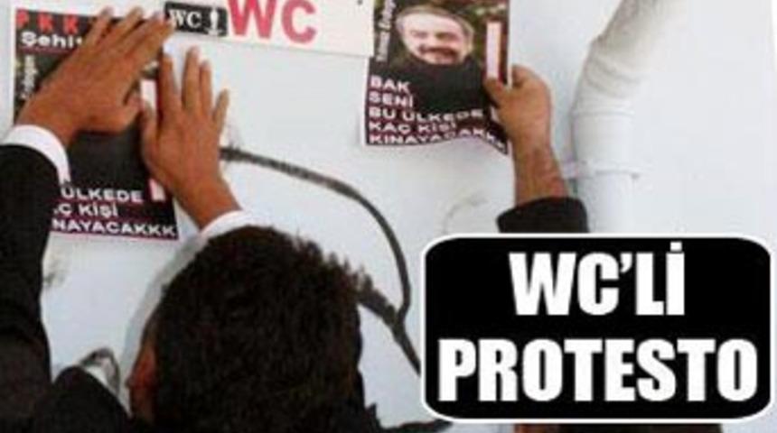 Yılmaz Erdoğan'a 'tuvalette' protesto