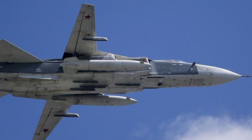 Rusya’da Su-24 savaş uçağı düştü!