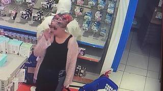 Mağazalardan on binlerce liralık bebek ürünü çaldılar! Kameralara böyle yakalandılar