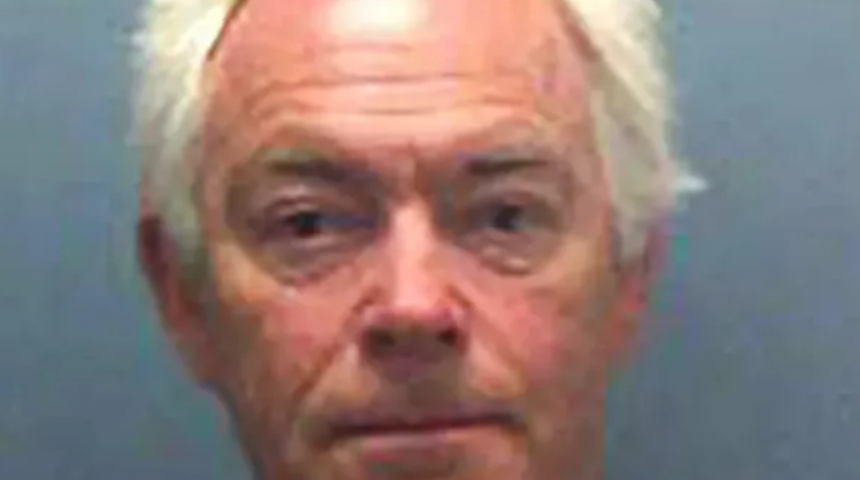 Özel gereksinim eğitimli okulda iğrenç olay! Okul müdürü 13 yaşındaki küçük iki öğrencisine cinsel istismarda bulundu... Bilgisayarından çıkan görüntüler şoke etti