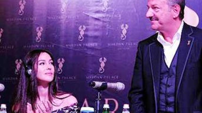 Garsona 10 bin dolar bahşiş verdi savaş &ccedil;ıktı