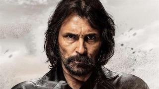 Behzat Ç.'nin yıldızı Erdal Beşikçioğlu'nun kızı da ünlü çıktı! Baba kızı görenler inanamadı