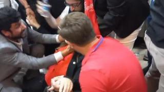 'Dışarı' sloganları yükseldi, ortalık karıştı! CHP'li Burcu Köksal baygınlık geçirdi: Beni partiden kazıyacakmışsınız...