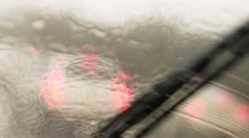 14 ile 'evden &ccedil;ıkmayın' uyarısı