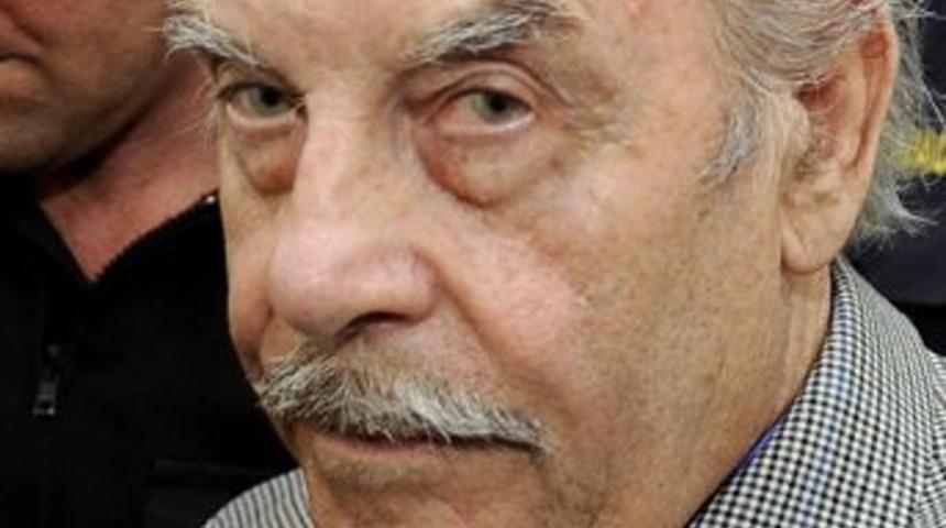 Y&uuml;zyılın sapığına &lsquo;7 kilit&rsquo; vuruldu