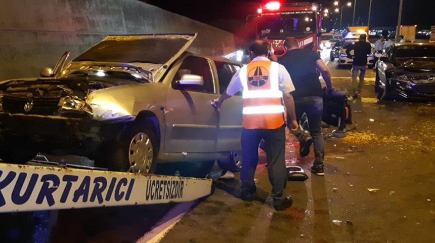 TEM'de korkunç kaza! Kalbi duran bebek hayata döndürüldü