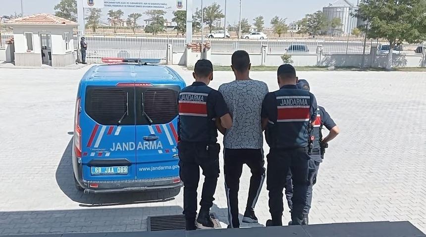 Hapis cezası olan ş&uuml;pheli jandarma ekiplerince yakalandı