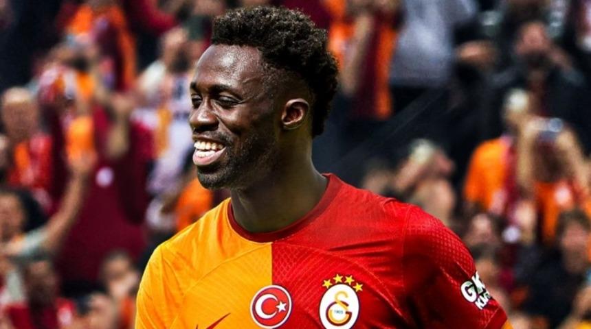 Galatasaray'ın yeni transferlerinden Davinson Sanchez bir ilke imza attı, tarihe geçti!