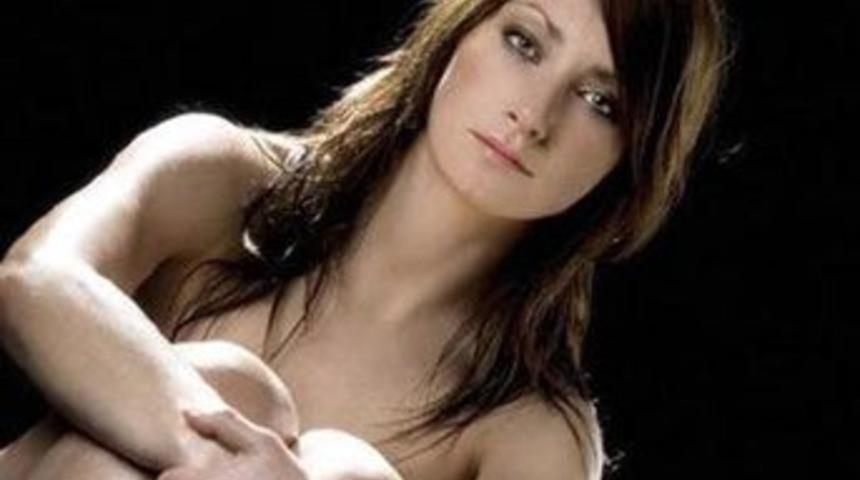 Fransız futbolcular soyundu!