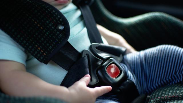 Böyle ihmalkarlık görülmedi! Kreşe bıraktığını zannetti arabada unuttu... Saatlerce arabada kalan 10 aylık bebek hayatını kaybetti