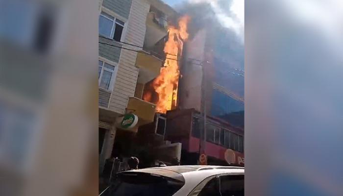 Ataşehir'de korkutan yangın! Bina alevlere teslim oldu