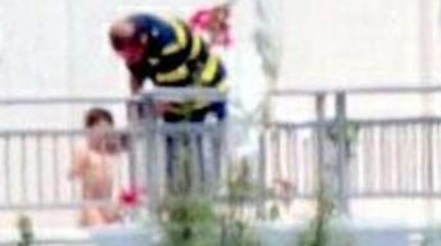 Torunuyla yakalandı!