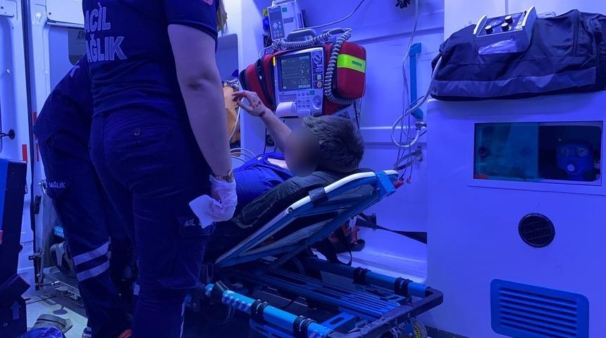 10 Kişilik grup yakaladıkları genci öldüresiye dövdü