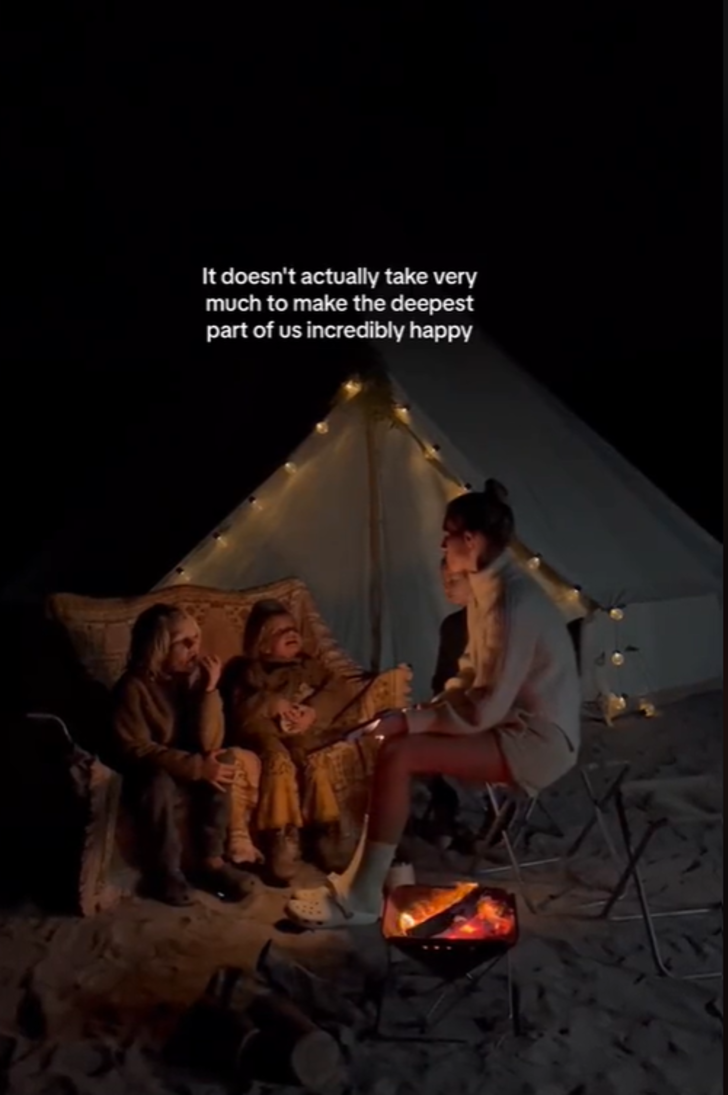 Sosyal medya onların yaşam tarzını konuşuyor! "Kocam ve 3 çocuğumla bir çadırda yaşıyorum"  G1