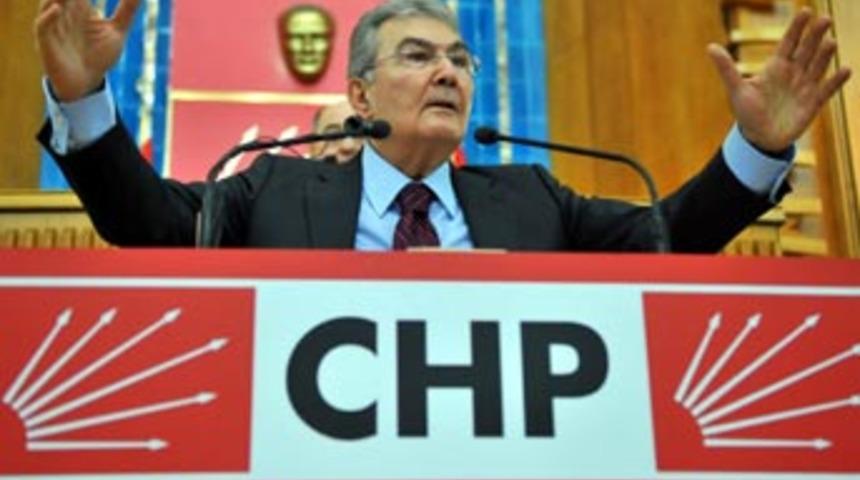 Baykal konuşurken k&uuml;rs&uuml;ye fırladı!