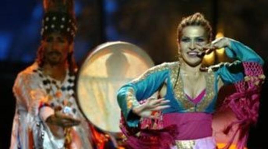 Maymun gibi Eurovision'a g&ouml;nderdiler