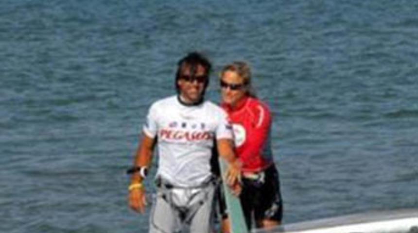 İlk kutlama Amerikalı sevgiliden