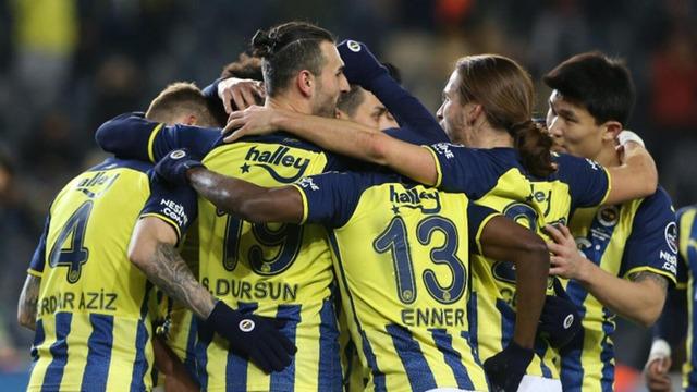 640xauto - Fenerbahçe 6 numarasını yanı başında buldu! İmzalar atılıyor... Sarı-Lacivertliler Crespo ile 'devam' dedi