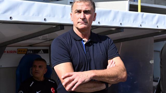 A Milli Takım'ın eski çalıştırıcısı Stefan Kuntz Alanyaspor'a menajeri aracılığıyla haber gönderdi: Beni alın!