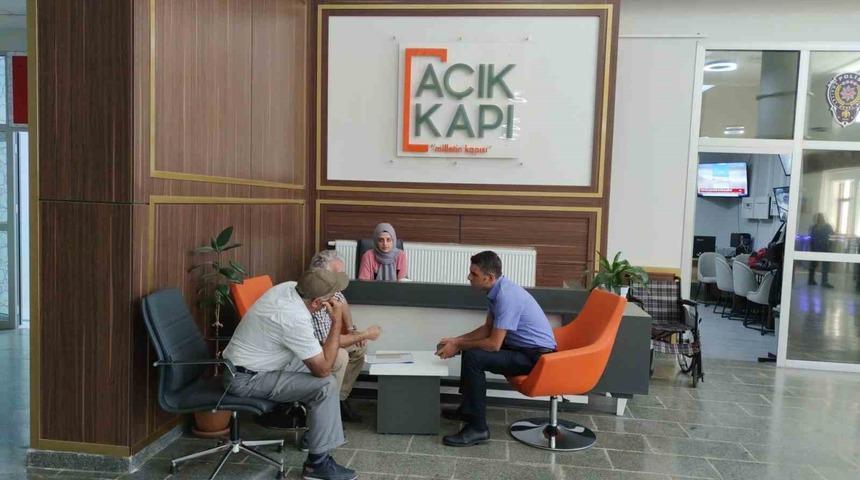 Bing&ouml;l A&ccedil;ık Kapı biriminden 23 bin kişi faydalandı