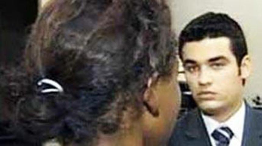 17 yaşında 30 erkek &ouml;ld&uuml;rd&uuml;