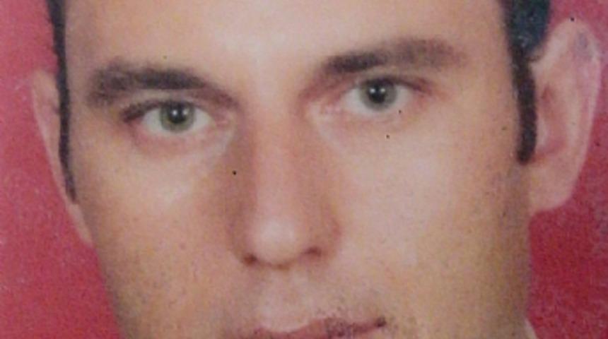 &Ouml;n&uuml;ne atlayarak intihar etti